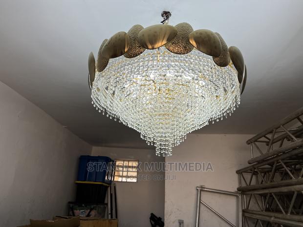 Chandeliers Available for Rent · Photo 4