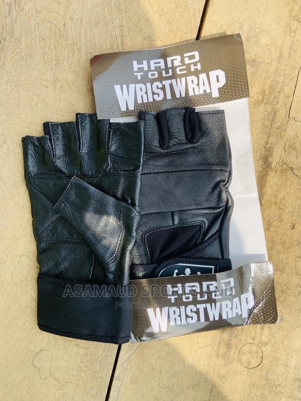 Original Gym Gloves at Cool Price · Photo 4