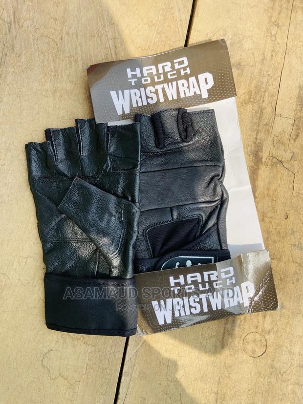 Original Gym Gloves at Cool Price · Photo 3