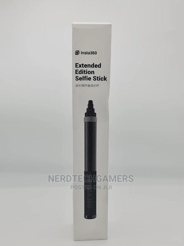 Insta360 Extended Edition Selfie Stick · Photo 3