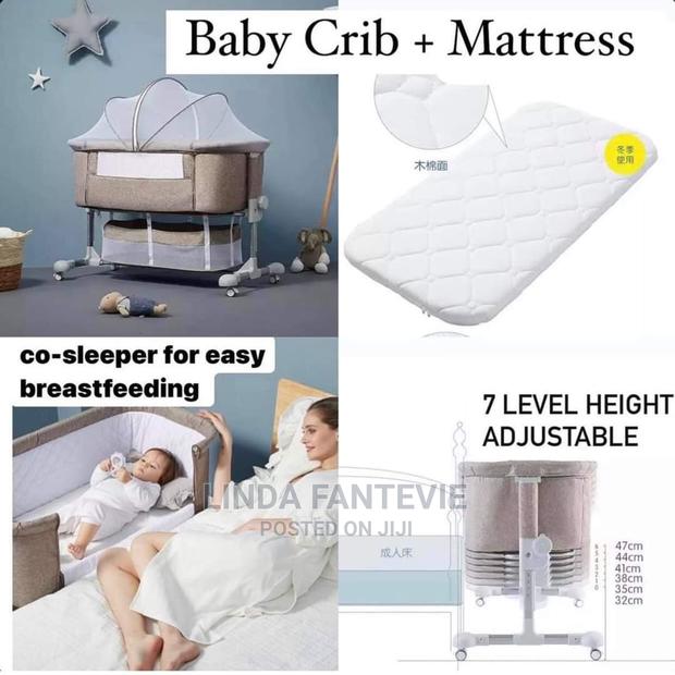 Baby Bedside Co Sleeper With Matresd · Photo 2