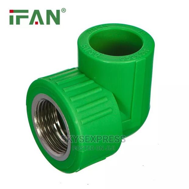 20*20 Female Elbow · Photo 3