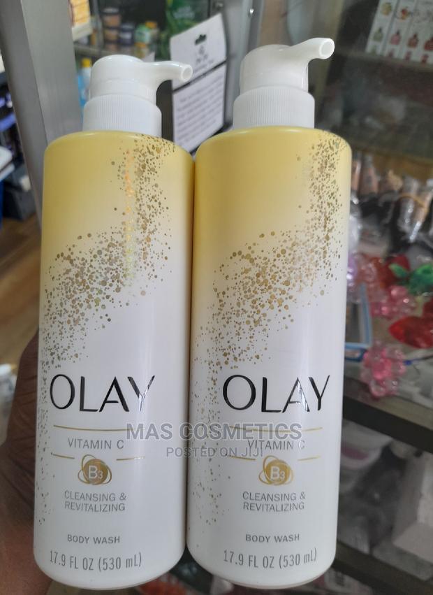 Olay Cleansing and Revitalizing Body Wash · Photo 3
