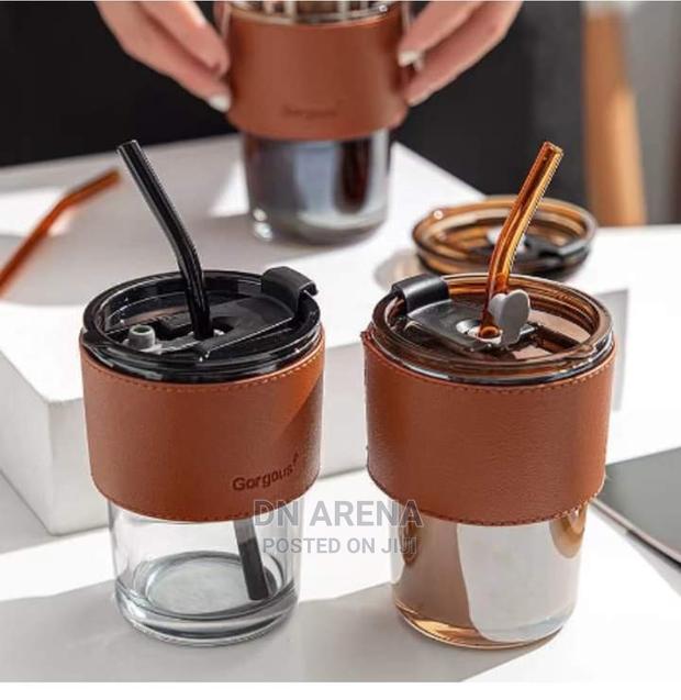 400ml Glass Cup With Straw · Photo 2