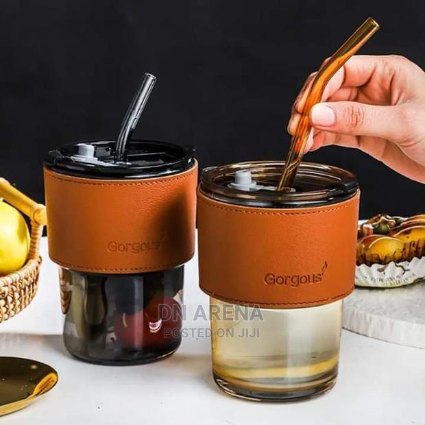400ml Glass Cup With Straw · Photo 4