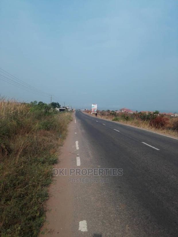 Roadside Land at Malejor for Sale · Photo 4