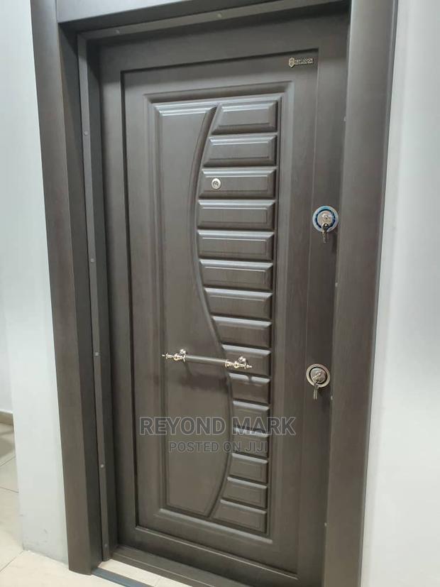 Full Metal Turkish Security Door · Photo 3