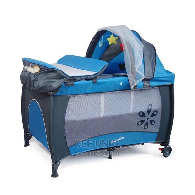 Foldable Baby Bed · Photo 2