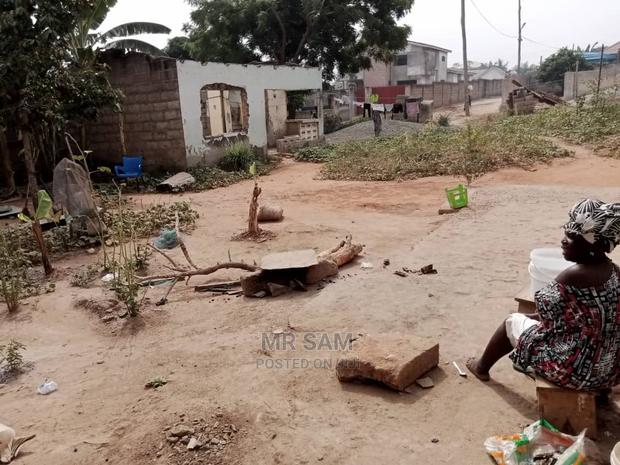 1 Plot for Sale at Arround West Hills Mall · Photo 4