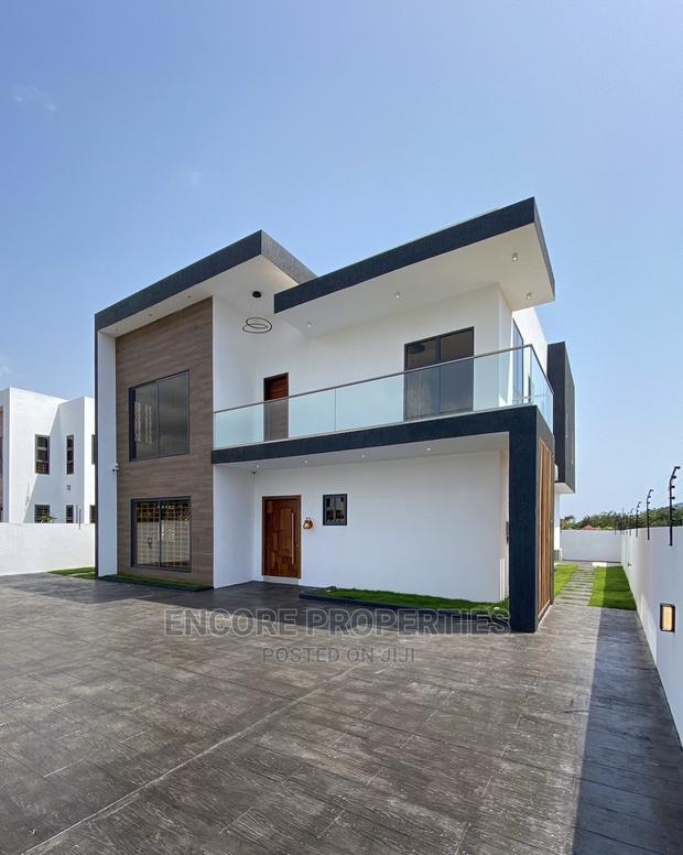 4bdrm House in Spintex for Sale · Photo 2