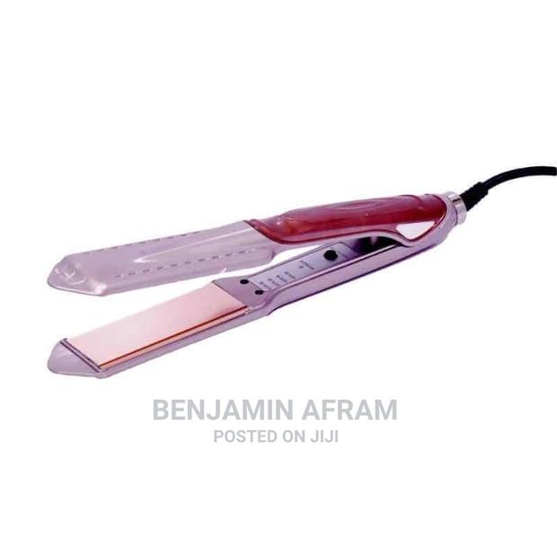 Best Kemei Hair Straightener · Photo 3