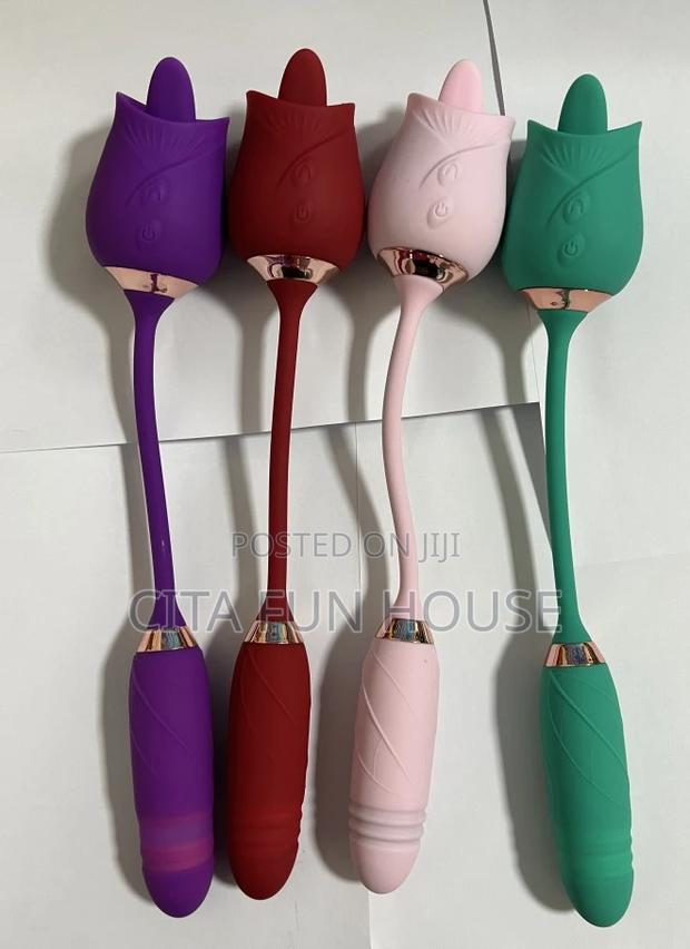 Rose Thrusting Clit Licker/ Dildo Vibrator · Photo 3