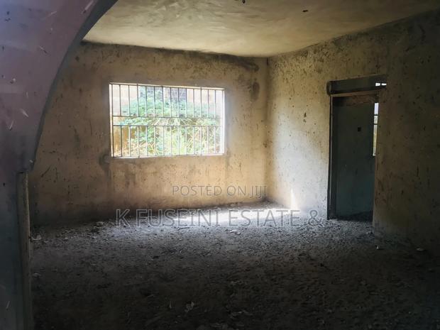 6bdrm Mansion in House For Sale At, Kumasi Metropolitan for sale photo 8