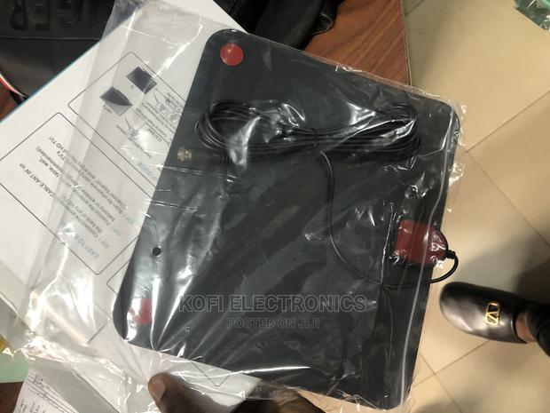 Unwrap, Plug It in and Scan Channels Indoor HD Antenna · Photo 2