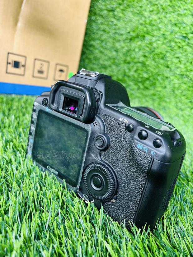 Canon 5D Mark Ii Body Only · Photo 2