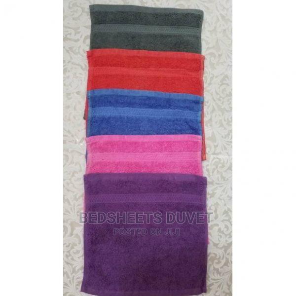 Face Towel (Dozen- 12 Pieces) · Photo 2