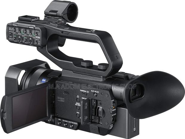 Sony Z90 Series Video Camera · Photo 2