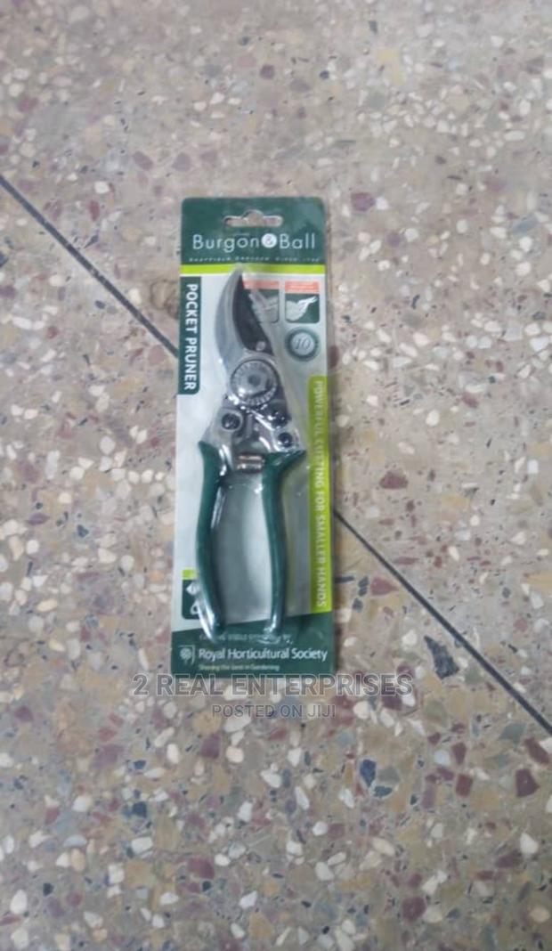 Burgon Ball Pocket Pruner · Photo 2