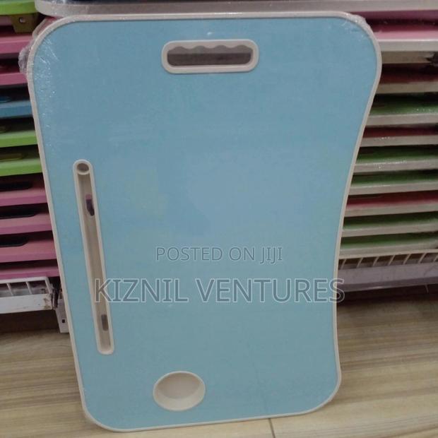 Foldable Table photo 2