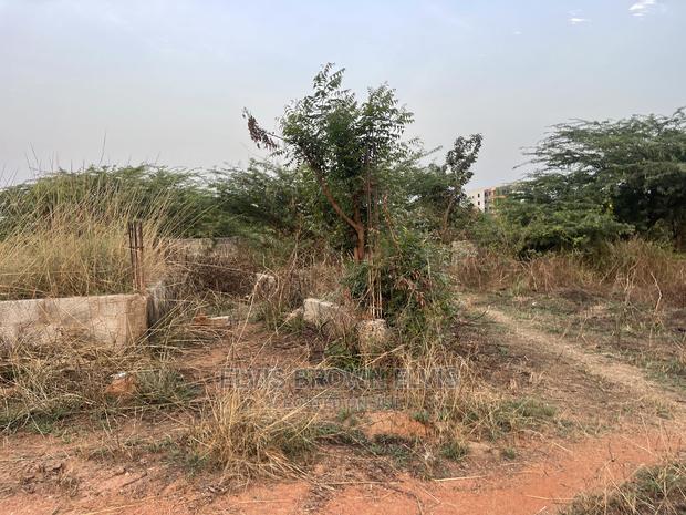 Swap Your Car With a Plot of Land for Sale at Trasacco · Photo 4