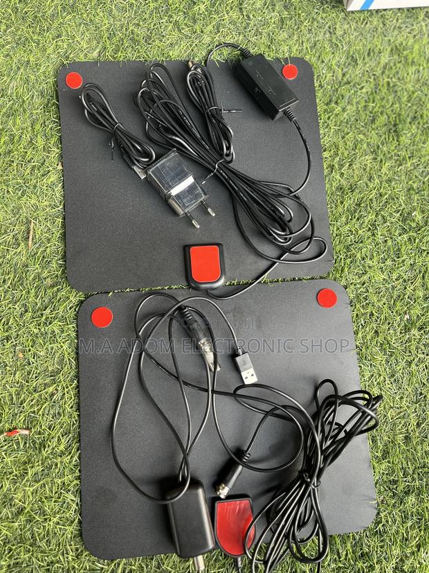 Indoor Tv Antenna Hdtv With Booster · Photo 2