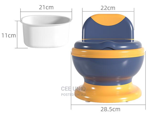 Children WC Potty Trainer · Photo 1