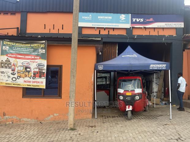 New Bajaj RE 2023 Red · Photo 3