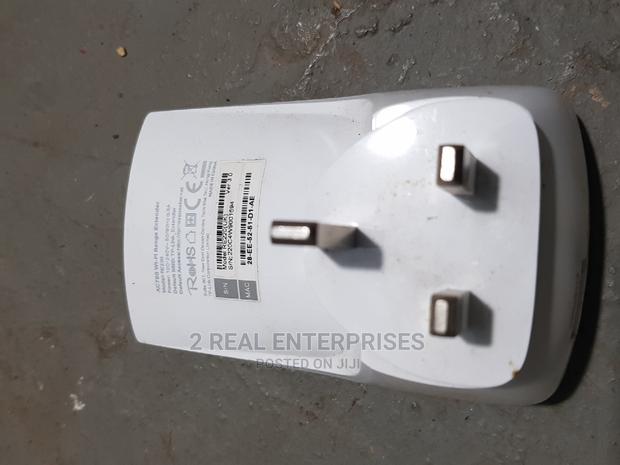 Genuine Tp-Link Wi-Fi Range Extender From Uk photo 2