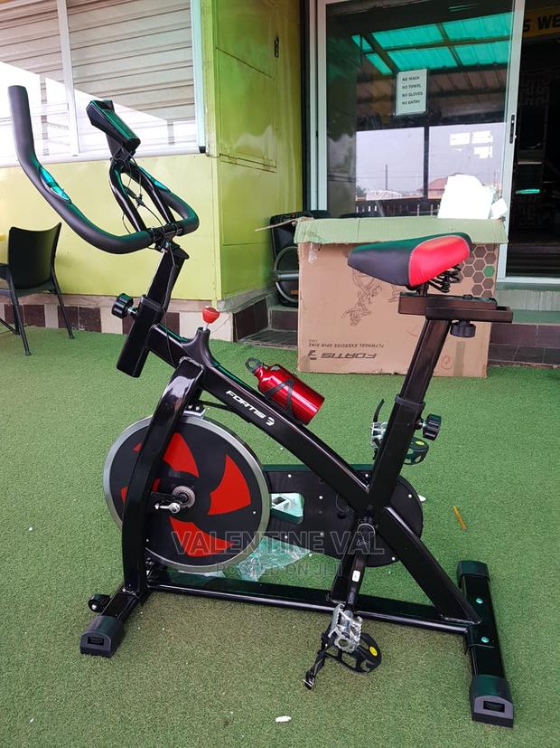 Spinning Bike
Features Include:
* Calories Reader · Photo 3