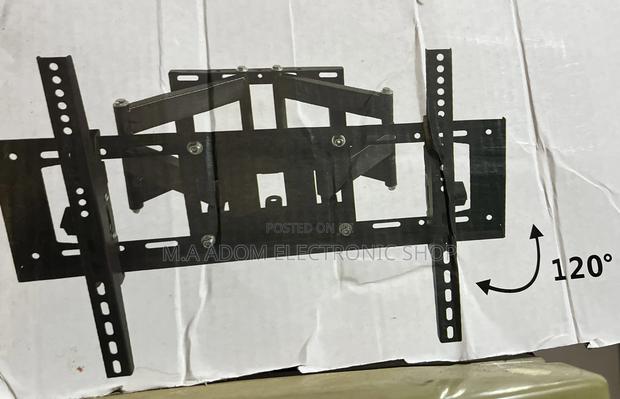 Move 120 Degrees Tilt 15 Degrees Flexible Mount 32”-70” · Photo 2