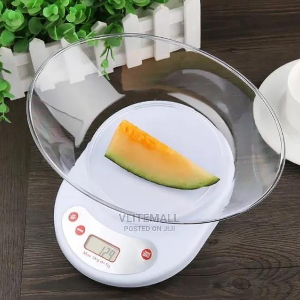 Electronic Kitchen Weighing Scale With a Bowl · Photo 4
