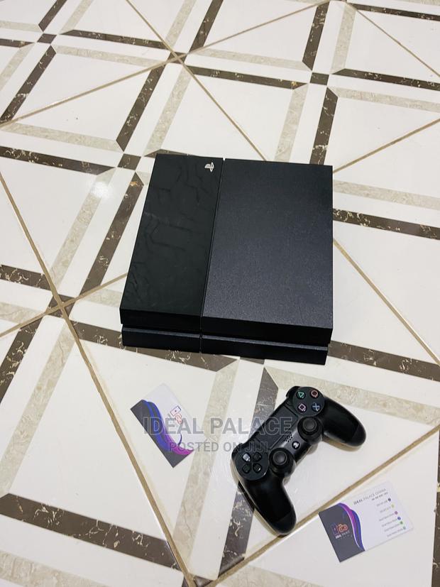 Black Ps4 Fat With Games · Photo 4
