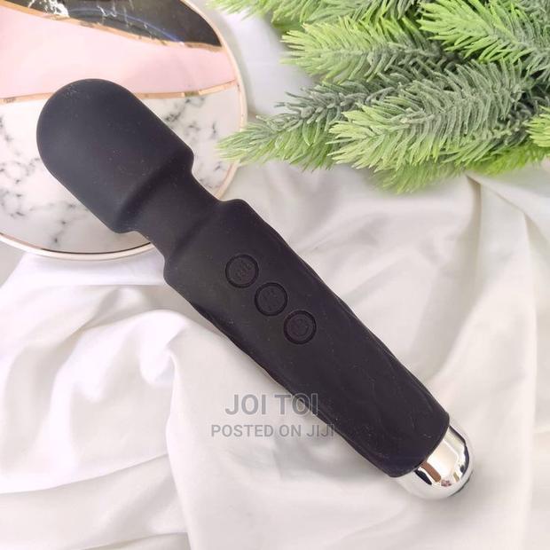 Vibrator Wand Massager · Photo 4