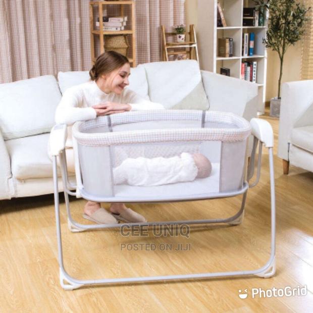 Deluxe 4 in 1 Multifunction Bassinet · Photo 3