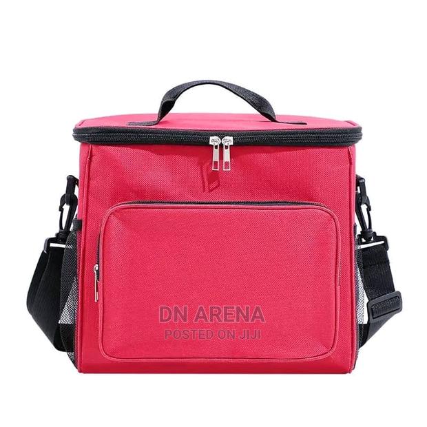 Insulated Lunch Bag · Photo 4