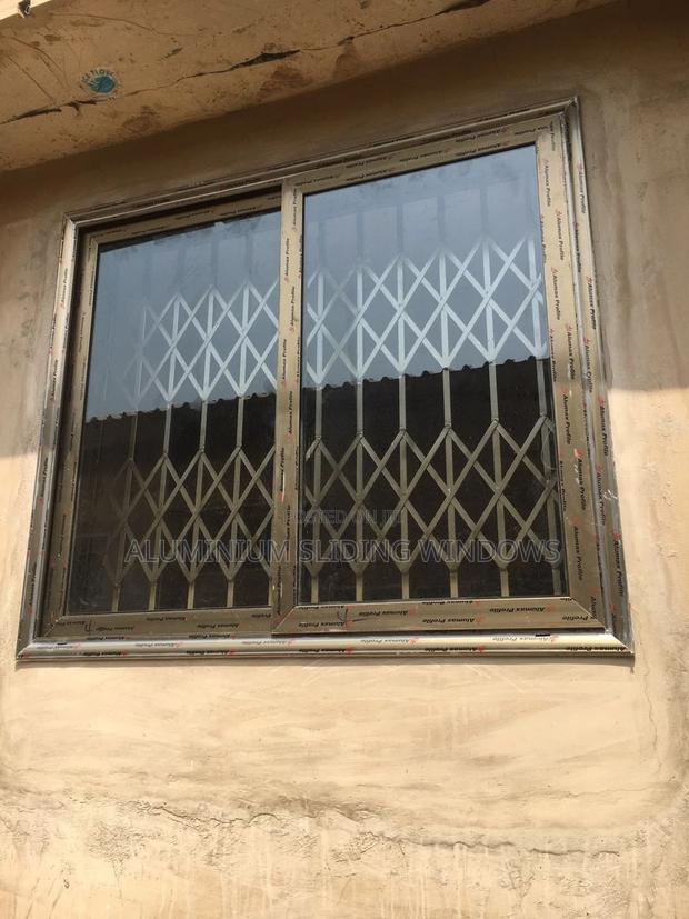 Aluminium Sliding Windows photo 5