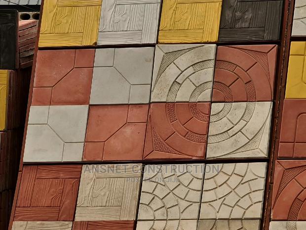 Floor Tiles / Pavement Tiles · Photo 2