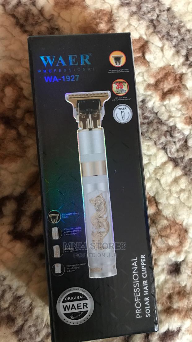 Rechargeable Hair Trimmer · Photo 3