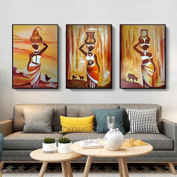 Wall Canvas · Photo 2