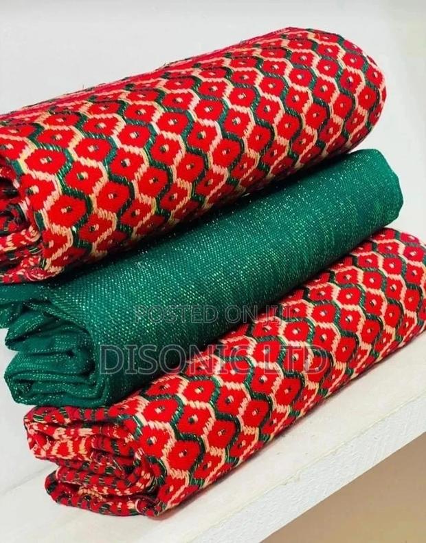 Authentic Bonwire Kente for Women · Photo 3
