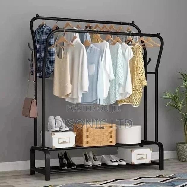Double Pole Clothes Rack · Photo 3