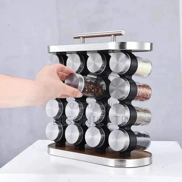 16 Piece Spice Rack · Photo 2