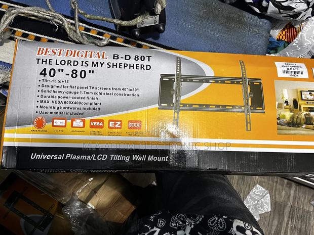 Tilting Wall Mount for Led Tvs 32”-80” · Photo 2