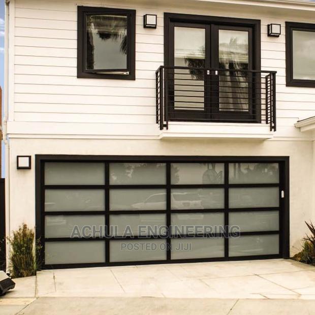 Tempered Frosted Automated Glass Garage Door photo 3