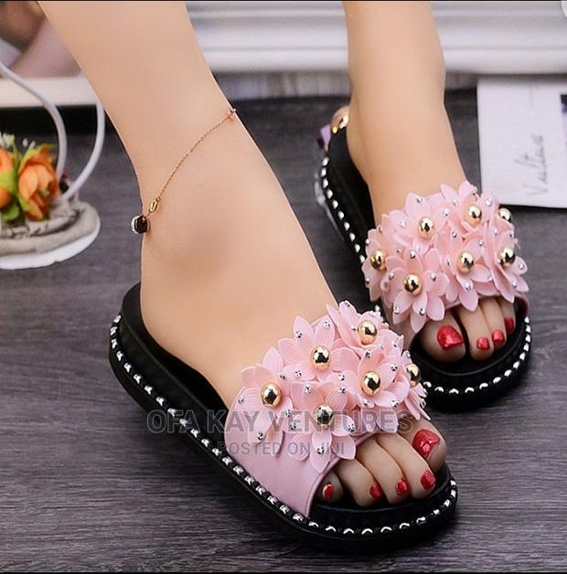 Women Flower Slippers · Photo 2