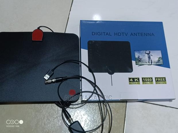 Indoor Digital TV Antenna · Photo 4
