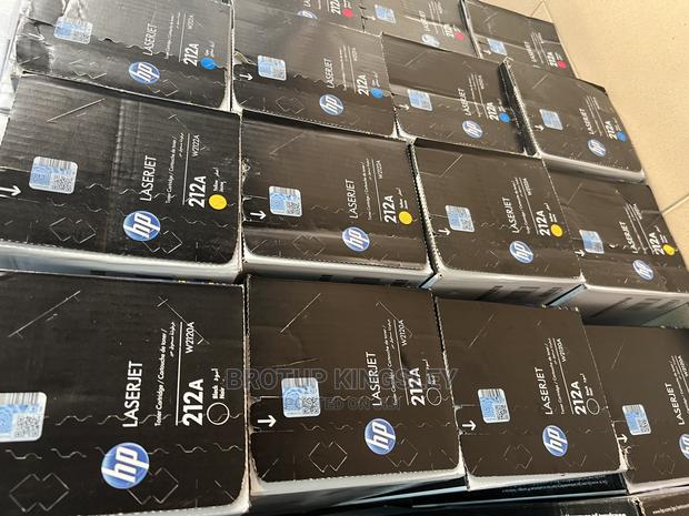 HP 212A Toner Cartridges · Photo 3