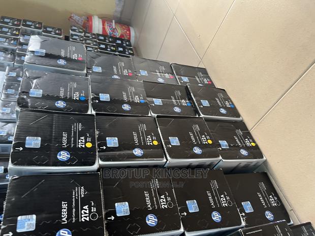 HP 212A Toner Cartridges · Photo 4
