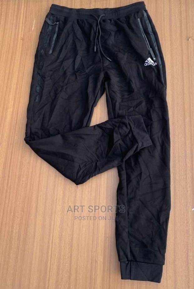 Adidas Joggers · Photo 3