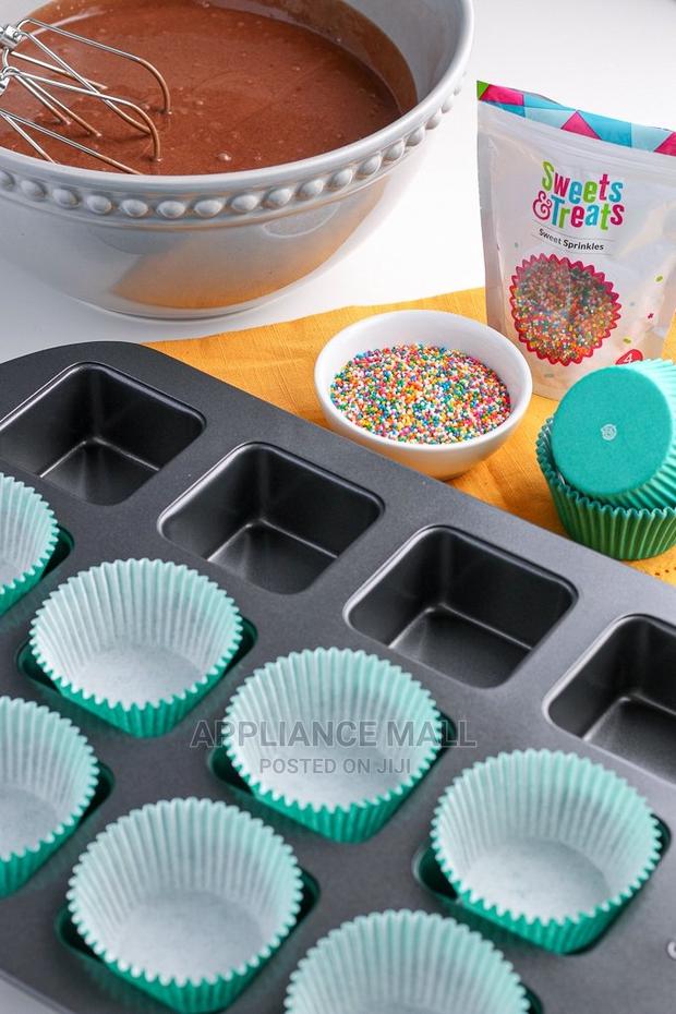 Square Cup Cake Tin 12 Holes photo 2